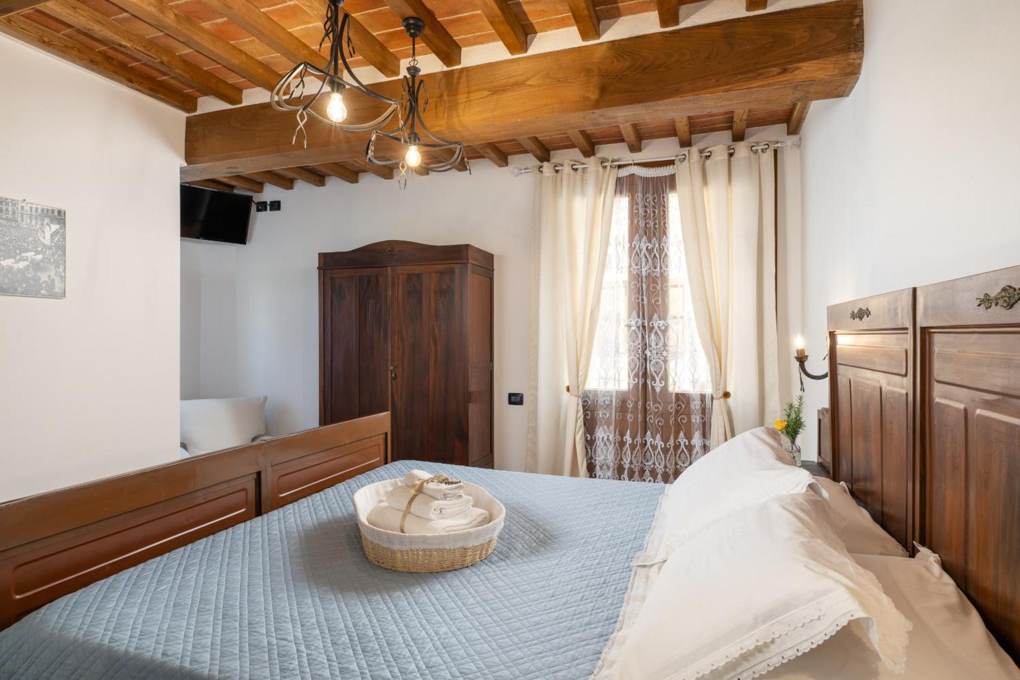 La Capanna Di Elfo Luxury Villa View Siena Eksteriør bilde